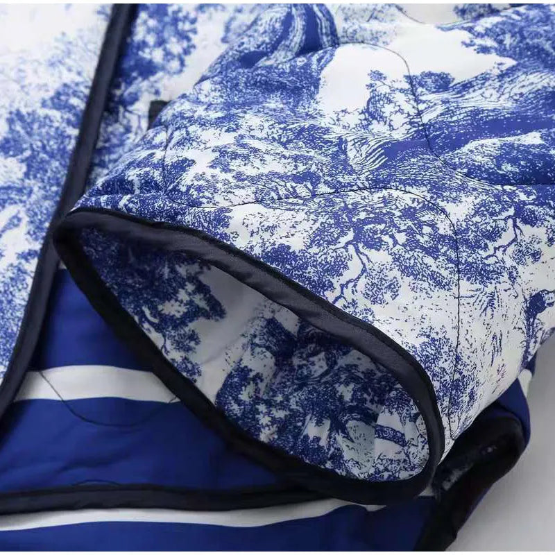 Chaqueta estampada con cuello de bufanda