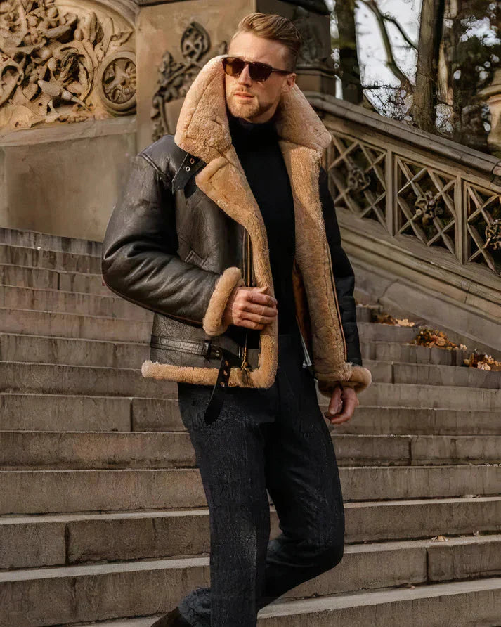 MAVERICK | Veste en cuir matelassée.