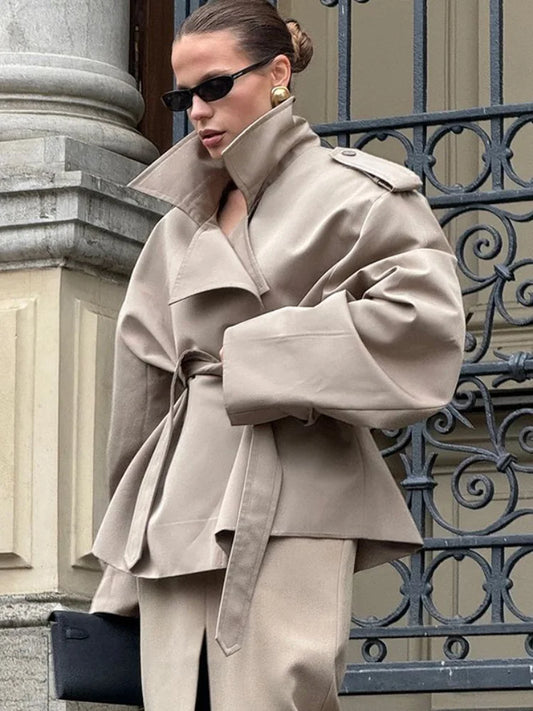 Marion – Manteau Ceinturé Élégant