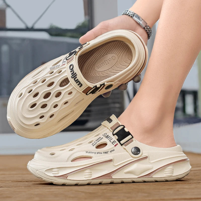 Fashion Men's Outdoor Sandals Slippers Beach Comfortable Clogs Soft Slides New Men Casual Shoes Garden Shoes Male Beach Slippers