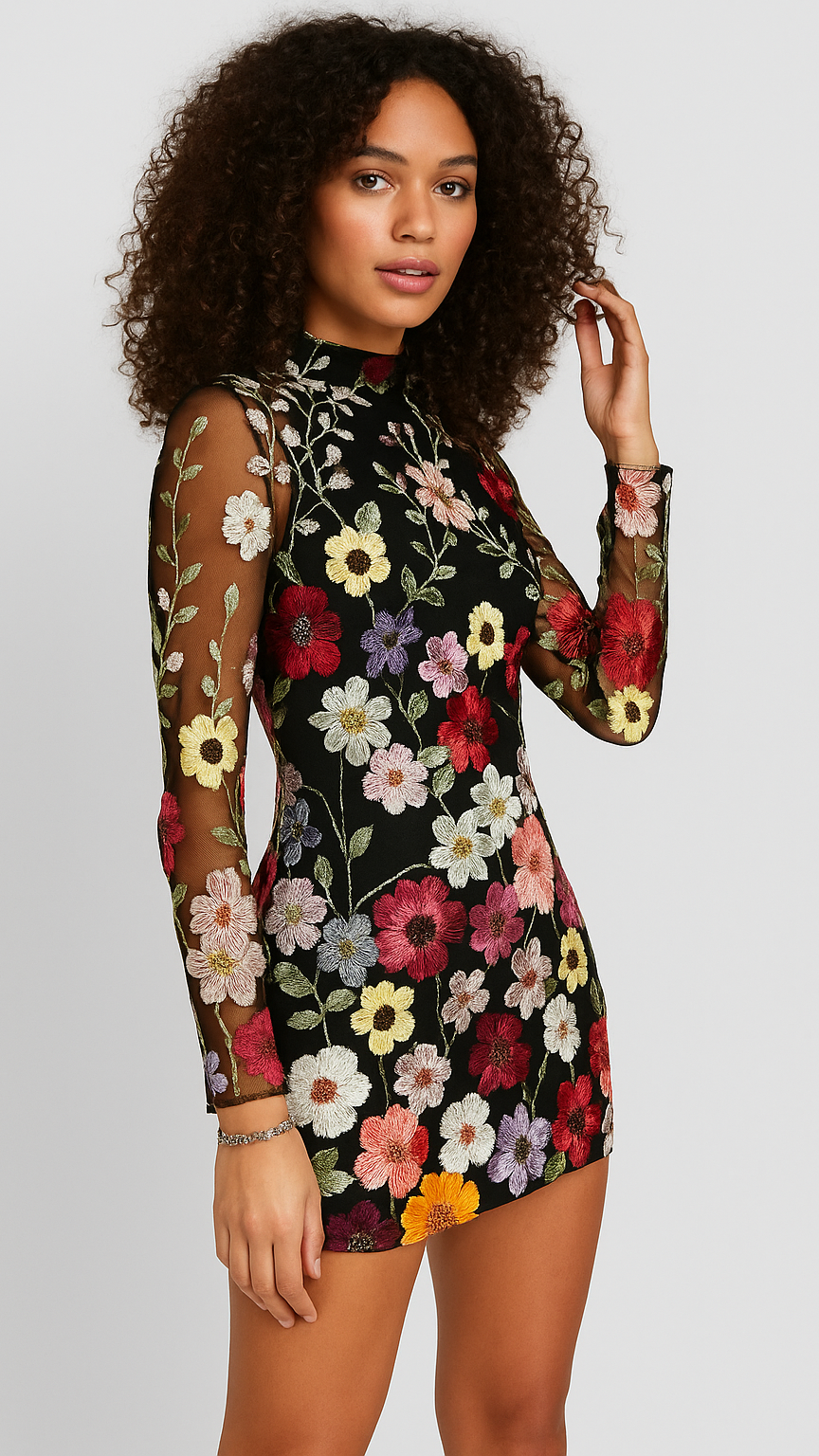 Vestido elegante con detalles florales 3D